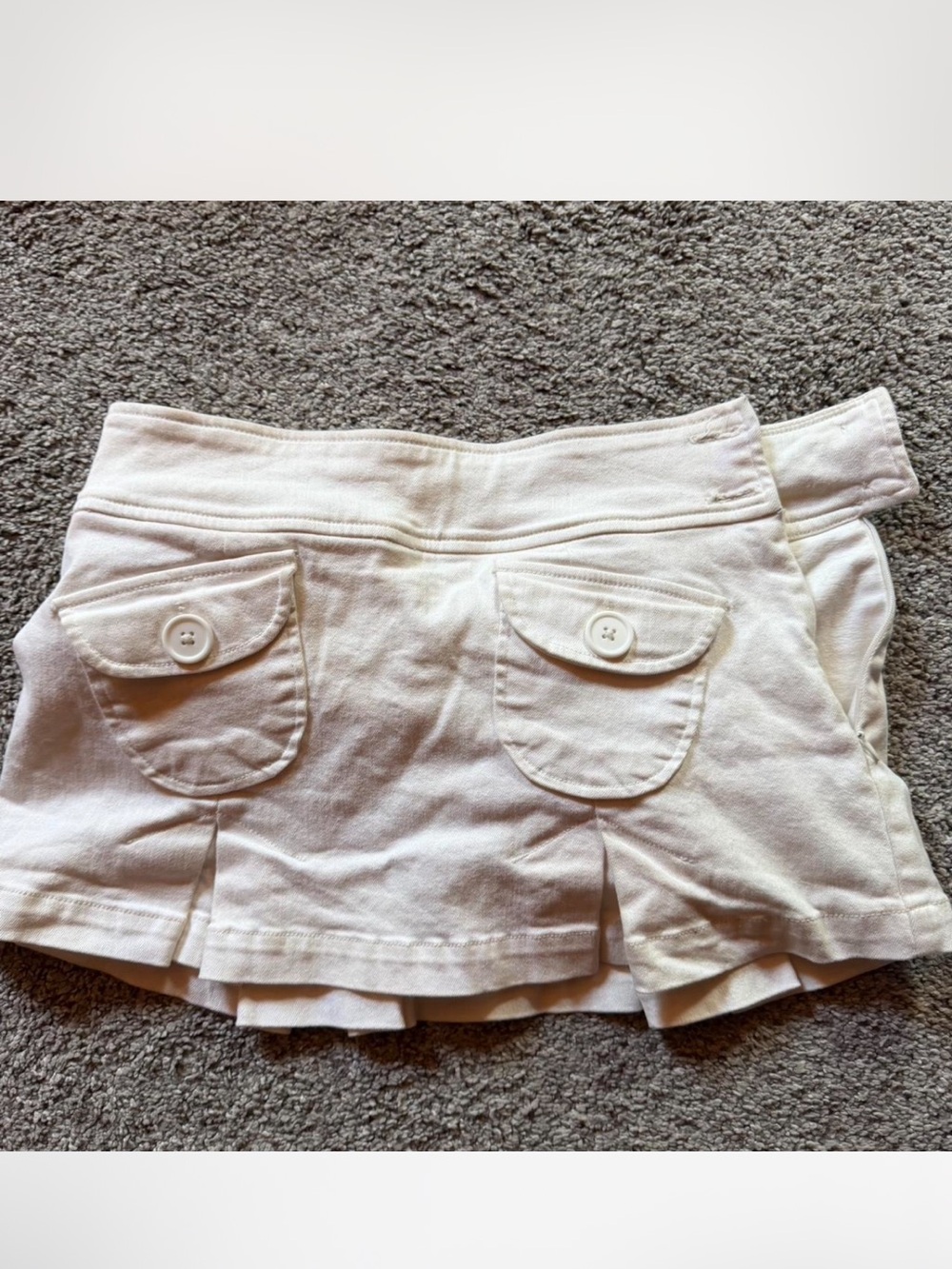 UO mini white Skort with Buttoned Pockets